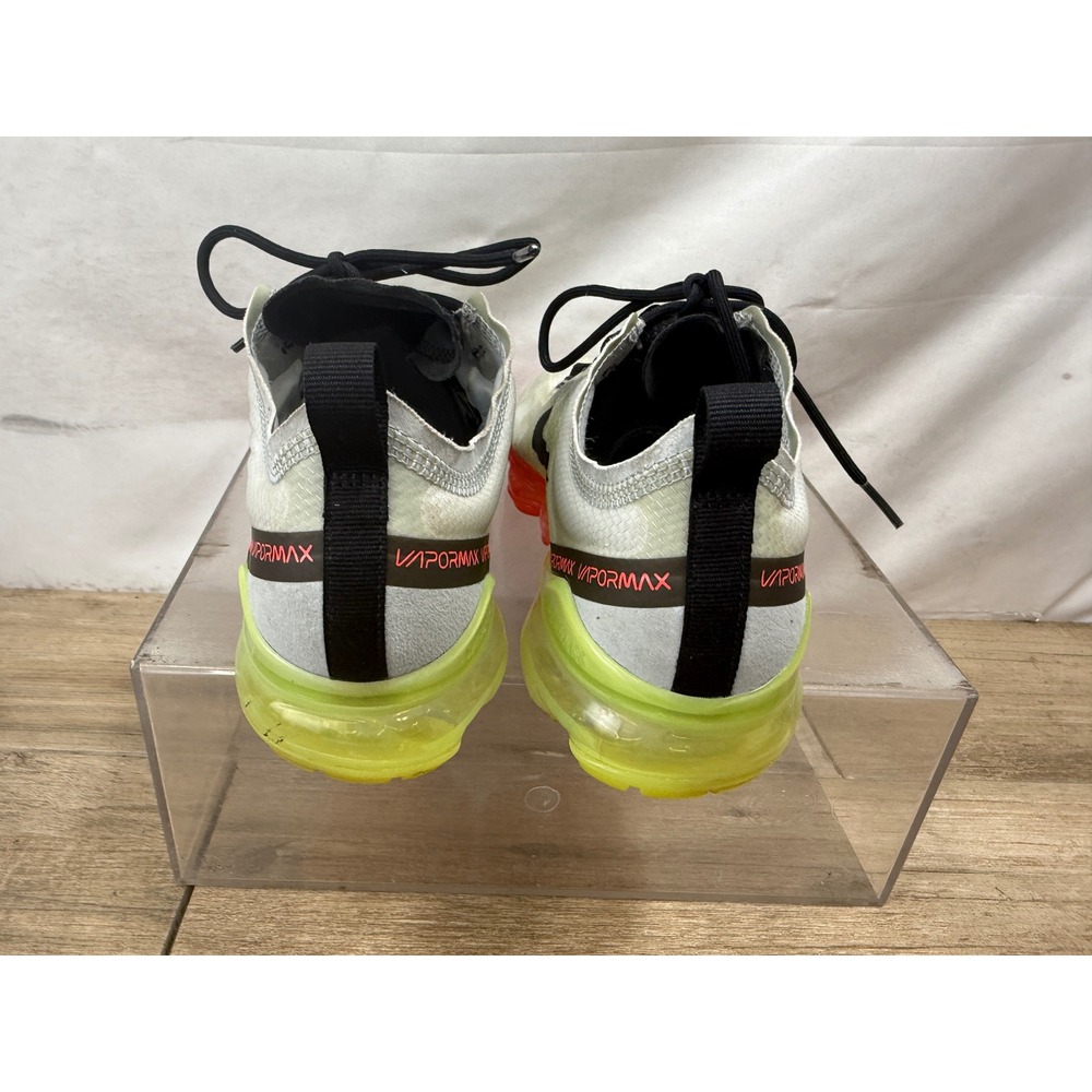 Nike Air VaporMax 2019 Mens Running Shoes White Black Crimson AR6631-007 Size 8 - Picture 4 of 10